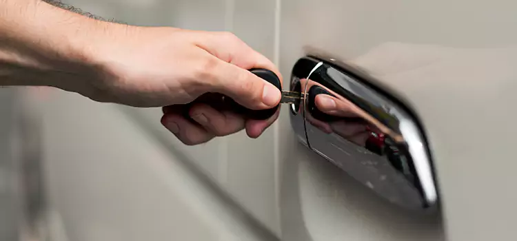 Why Choose Our Auto Locksmith Team in Midwest City, OK?